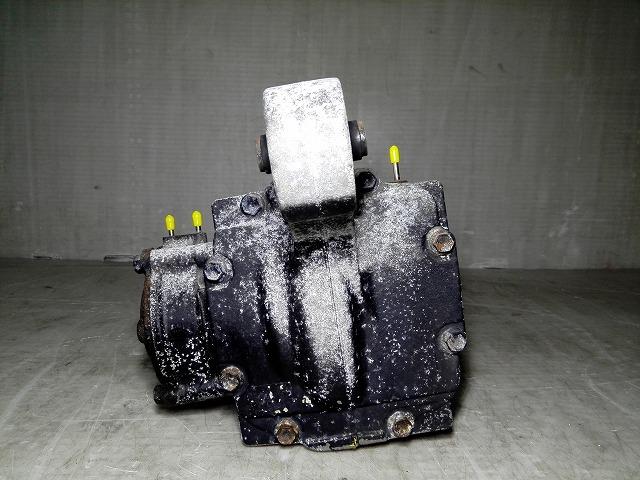 【中古】中古部品 ハイゼット S110P ﾌﾛﾝﾄﾘｼﾞｯﾄﾃﾞﾌ 【3310050100-000193017741120】