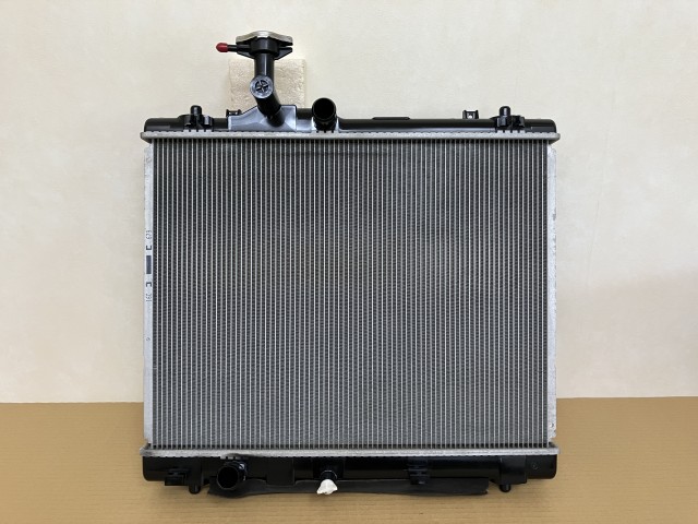 【中古】中古部品 スイフト ZC72S ﾗｼﾞｴｰﾀ 【3330460100-000001602520400】