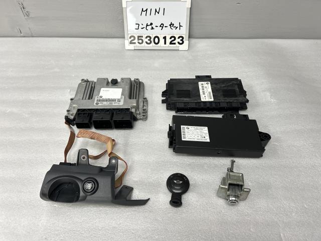 【中古】中古部品 BMW ミニ ML16 ｴﾝｼﾞﾝｺﾝﾋﾟｭｰﾀｰ 【3330991100-000253012363100】