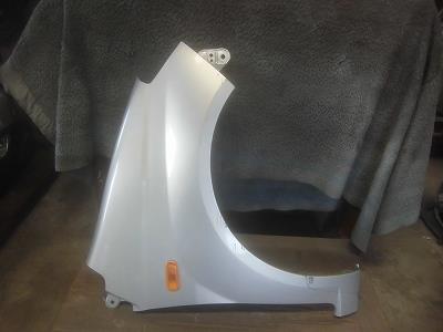 【中古】中古部品 ミラ L250S 右ﾌﾛﾝﾄﾌｪﾝﾀﾞｰ 【3340180100-250701000110600】