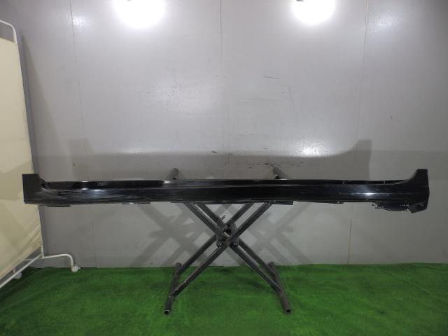 【中古】中古部品 プリウスα ZVW41W 左ｻｲﾄﾞｽﾃｯﾌﾟ 【3260250000-000025079813800】