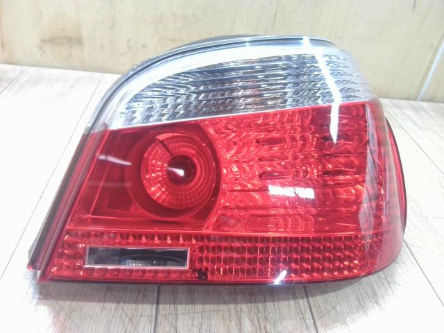 【中古】中古部品 BMW 5シリーズ NE25 右ﾃｰﾙﾗﾝﾌﾟ 【3310390100-250618000915500】