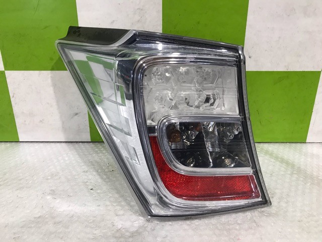 【中古】中古部品 フリード GP3 左ﾃｰﾙﾗﾝﾌﾟ 【3330530100-000005408215600】