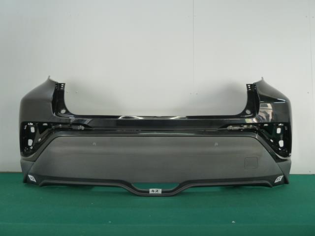 【中古】中古部品 Ｃ－ＨＲ NGX50 ﾘｱﾊﾞﾝﾊﾟｰ 【3380050000-000037247315100】