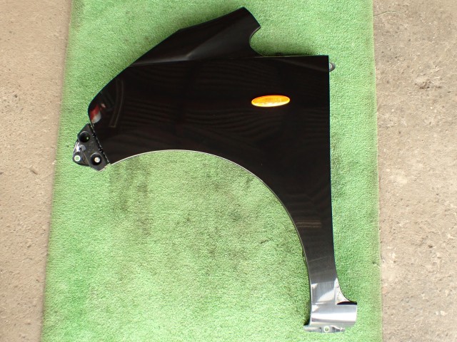 【中古】中古部品 ムーヴ LA110S 左ﾌﾛﾝﾄﾌｪﾝﾀﾞｰ 【3330450100-250707000110700】