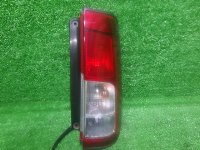 【中古】中古部品 ＫＥＩ HN22S 右ﾃｰﾙﾗﾝﾌﾟ 【3340140100-000025174315500】