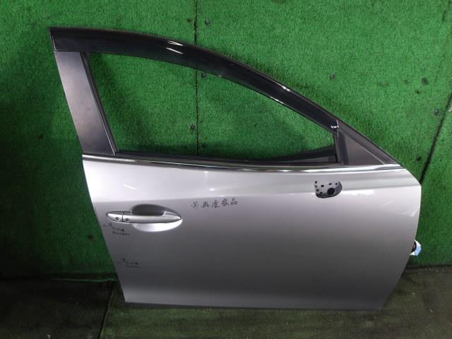 【中古】中古部品 アクセラ BM5FS 右ﾌﾛﾝﾄﾄﾞｱ 【3340220100-000226049413100】