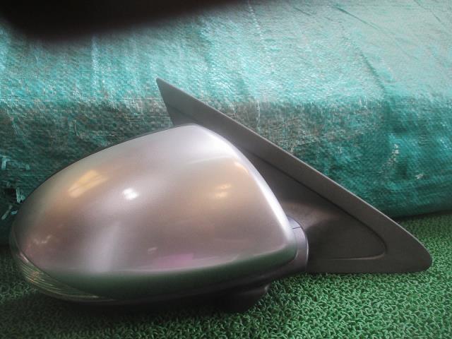 【中古】中古部品 アクセラ BLFFW 右ｻｲﾄﾞﾐﾗｰ 【3500080000-241007000113500】