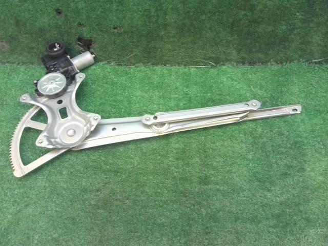 【中古】中古部品 ノア ZRR80G 右ﾌﾛﾝﾄﾄﾞｱﾚｷﾞｭﾚｰﾀ･ﾓｰﾀｰ 【3260240000-250704000313120】