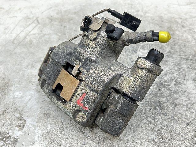 【中古】中古部品 フィアット 500 31212 左ﾌﾛﾝﾄｷｬﾘﾊﾟｰ 【3310070100-000090771844360】