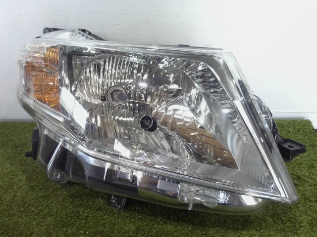 【中古】中古部品 ルーミー M900A 右ﾍｯﾄﾞﾗﾝﾌﾟ 【3310090100-202504066510800】