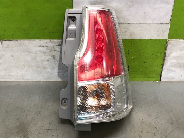 【中古】中古部品 ソリオ MA36S 右ﾃｰﾙﾗﾝﾌﾟ 【3330530100-000005411315500】