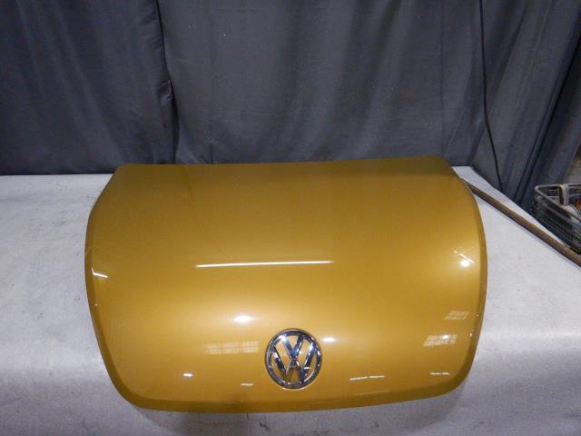 【中古】中古部品 VW ザ・ビートル 16CBZ ﾎﾞﾝﾈｯﾄﾌｰﾄﾞ 【3330810100-250708000510500】