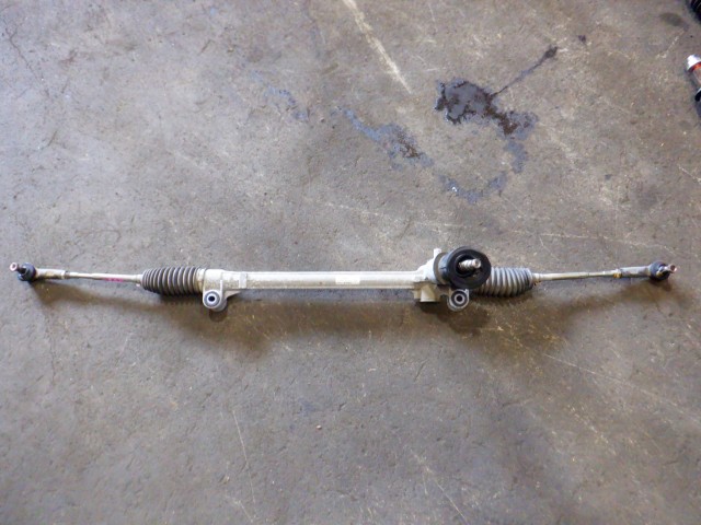 【中古】中古部品 スイフト ZC83S ｽﾃｱﾘﾝｸﾞｷﾞｱﾎﾞｯｸｽ 【3340140100-000025111343200】