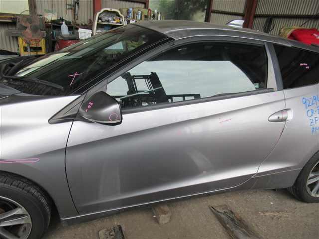【中古】中古部品 ＣＲ－Ｚ ZF1 左ﾌﾛﾝﾄﾄﾞｱ 【3500080000-250701000613200】