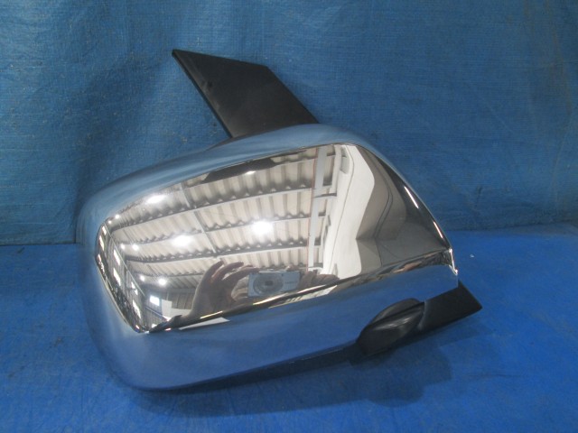 【中古】中古部品 ヴォクシー AZR60G 右ｻｲﾄﾞﾐﾗｰ 【3310160100-001435207713500】