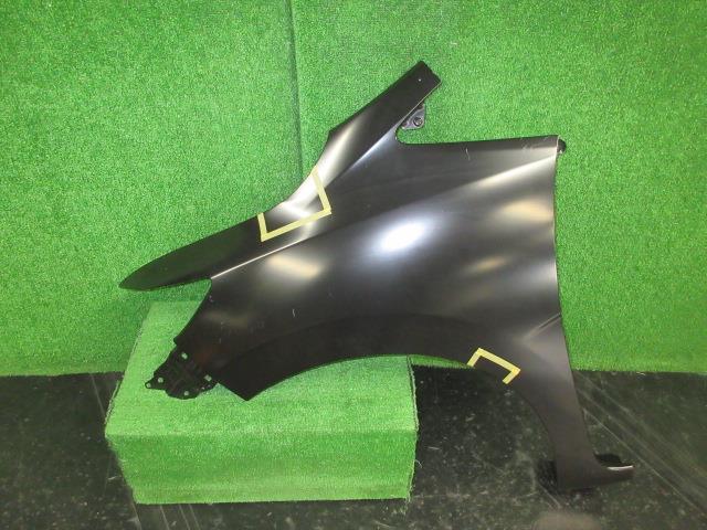 【中古】中古部品 フィット GK5 左ﾌﾛﾝﾄﾌｪﾝﾀﾞｰ 【3380010000-250714500510700】