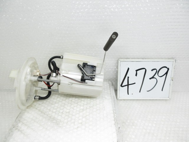 【中古】中古部品 ベンツ Bクラス 246242 ﾌｭｰｴﾙﾎﾟﾝﾌﾟ 【3500170000-250714504120600】
