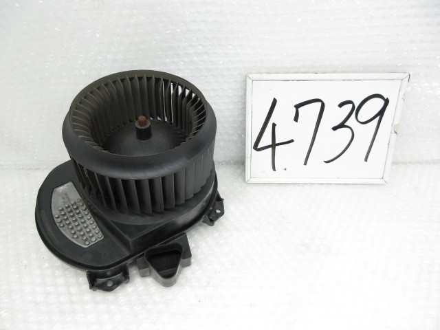 【中古】中古部品 ベンツ Bクラス 246242 ﾋｰﾀｰﾌﾞﾛｱﾓｰﾀｰ 【3500170000-250714502867900】
