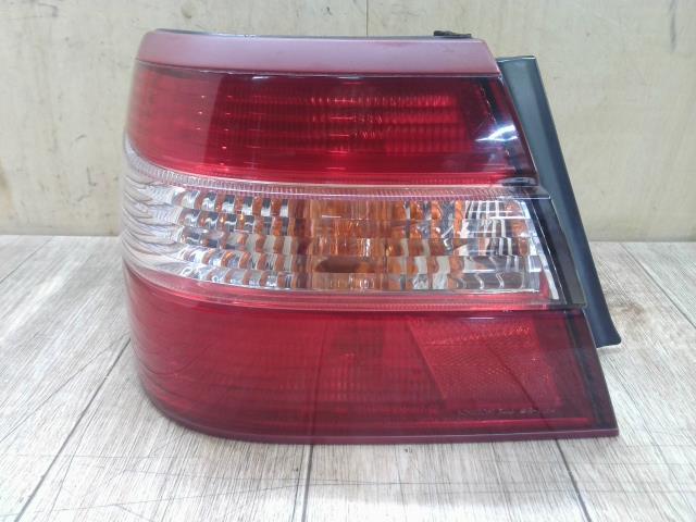 【中古】中古部品 シーマ FHY33 左ﾃｰﾙﾗﾝﾌﾟ 【3310390100-250624000515600】