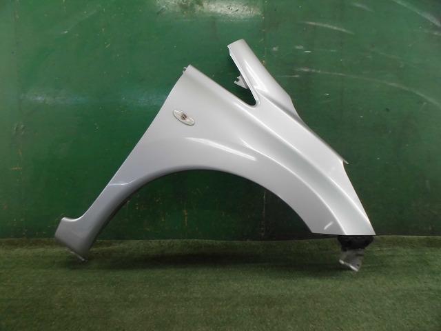 【中古】中古部品 ノート E12 右ﾌﾛﾝﾄﾌｪﾝﾀﾞｰ 【3330150100-000025313710600】