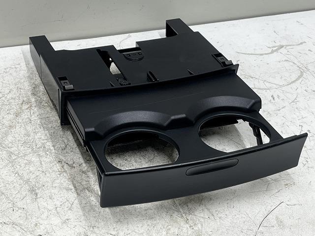 【中古】中古部品 ポルシェ カイエン 9PABFDA ﾄﾞﾘﾝｸﾎﾙﾀﾞｰ 【3310070100-0000Y0767070230】