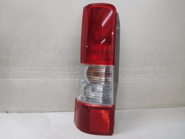 【中古】中古部品 タウンエース S402M 左ﾃｰﾙﾗﾝﾌﾟ 【3380050000-000037275415600】 17,425円