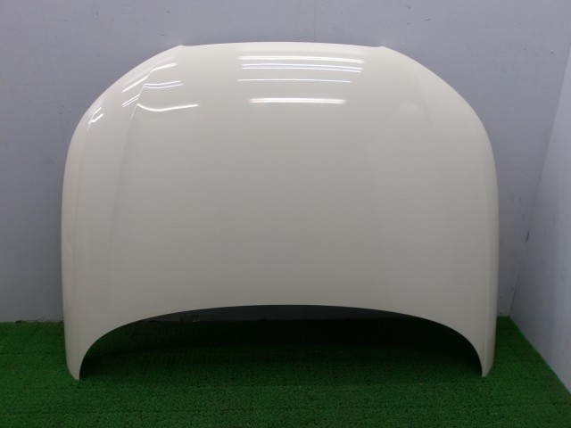 【中古】中古部品 アウディ A1 8XCAX ﾎﾞﾝﾈｯﾄﾌｰﾄﾞ 【3310250100-000253025210500】