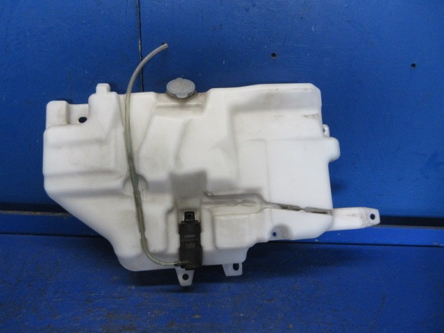 【中古】中古部品 ふそう大型車 FU74HZ ウォッシャータンク 【3310270100-000014670267300】