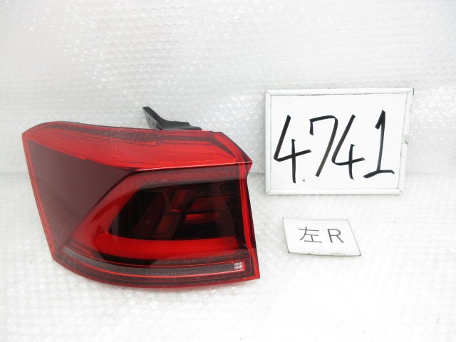 【中古】中古部品 VW T-ロック A1DFF 左ﾃｰﾙﾗﾝﾌﾟ 【3500170000-250718501615600】