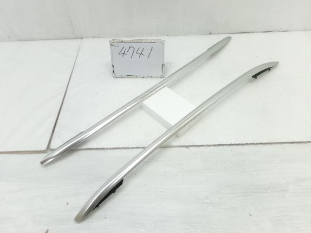 【中古】中古部品 VW T-ロック A1DFF ﾙｰﾌｷｬﾘｱ 【3500170000-250718500317410】