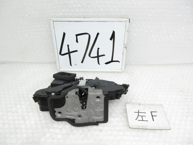 【中古】中古部品 VW T-ロック A1DFF 左ﾌﾛﾝﾄﾄﾞｱﾛｯｸｿﾚﾉｲﾄﾞ 【3500170000-250718502264560】