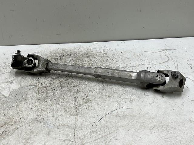 【中古】中古部品 BMW 1シリーズ 1A16 ｽﾃｱﾘﾝｸﾞｺﾗﾑ 【3310070100-0000Y0758047141】 16,555円