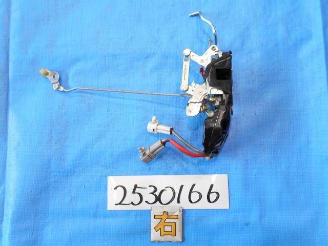 【中古】中古部品 ハイエース RZH101G 右ﾌﾛﾝﾄﾄﾞｱﾛｯｸｿﾚﾉｲﾄﾞ 【3310040100-000253016664550】