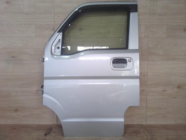 【中古】中古部品 エブリィ DA17V 左フロントドア 【3310390100-250709001113200】|e-cleマート