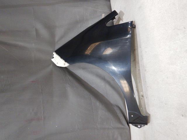 【中古】中古部品 トレジア NCP120X 左ﾌﾛﾝﾄﾌｪﾝﾀﾞｰ 【3330810100-250718000310700】