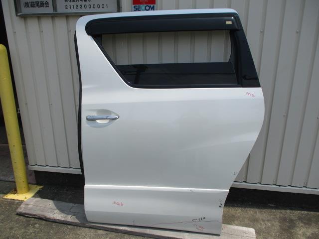 【中古】中古部品 ヴェルファイア ANH20W 左ﾘｱﾄﾞｱ 【3310190100-000255005613400】