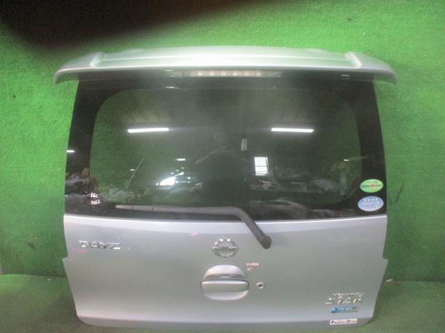 【中古】中古部品 デイズ B21W ﾊﾞｯｸﾄﾞｱ 【3500080000-250325001715800】