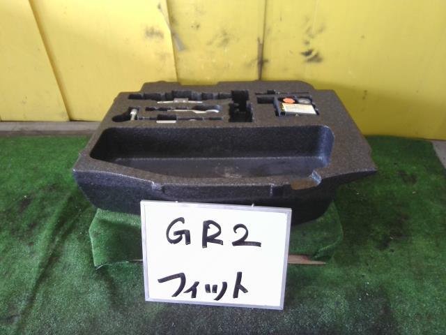 【中古】中古部品 フィット GR2 車載工具 【3331010600-250707000877700】