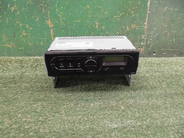 【中古】中古部品 NV350キャラバン CS4E26 ﾗｼﾞｵ 【3330150100-000025318861100】