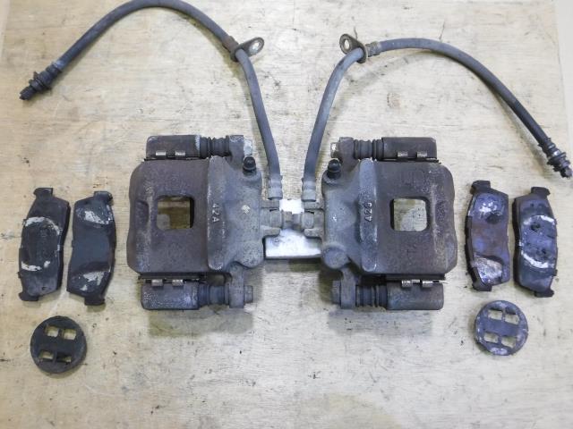 【中古】中古部品 モコ MG21S 右ﾌﾛﾝﾄｷｬﾘﾊﾟｰ 【3310250100-001557481744330】