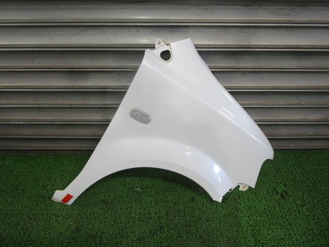 【中古】中古部品 ｅＫワゴン H82W 右ﾌﾛﾝﾄﾌｪﾝﾀﾞｰ 【3330540100-250612000610600】