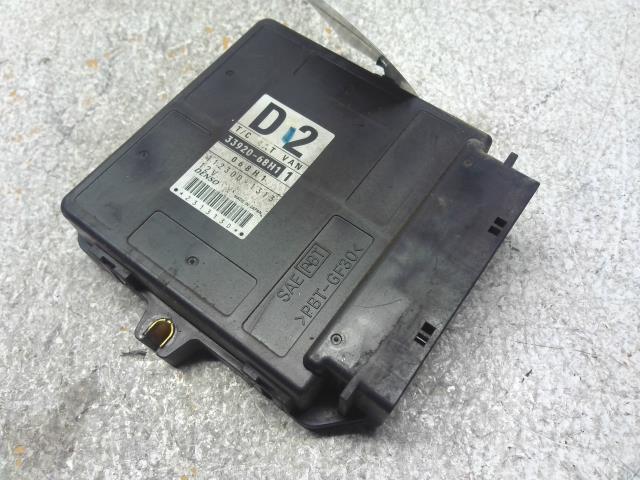 【中古】中古部品 エブリィ DA64W ｴﾝｼﾞﾝｺﾝﾋﾟｭｰﾀｰ 【3310160100-000004454963100】