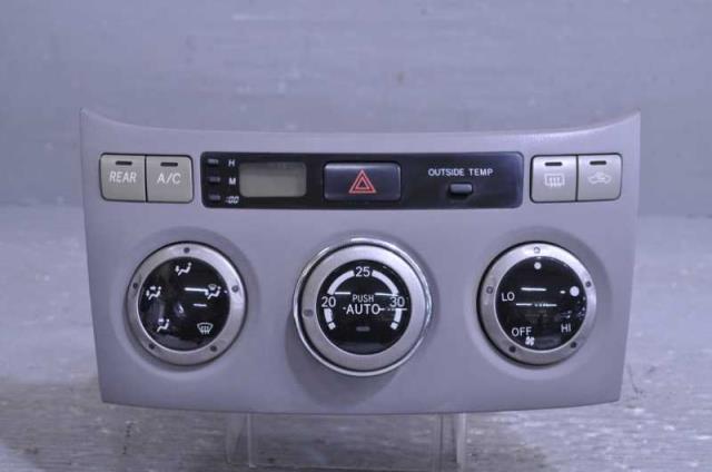 【中古】中古部品 ノア AZR60G A/Cｽｲｯﾁﾊﾟﾈﾙ 【3310580000-250729001560900】