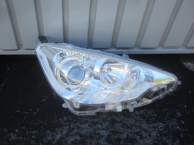 【中古】中古部品 アクア NHP10 右ﾍｯﾄﾞﾗﾝﾌﾟ 【3330410100-250729000110800】