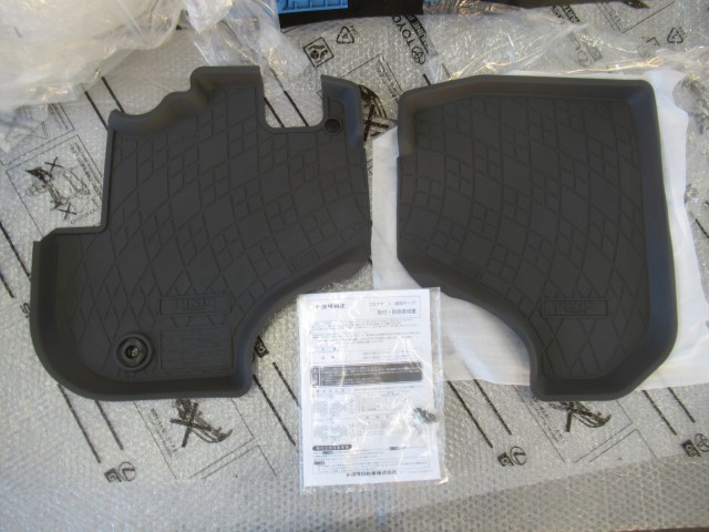【中古】中古部品 ピクシス S500U ﾌﾛｱﾏｯﾄ 【3500220000-250726500677450】｜e-cleマート