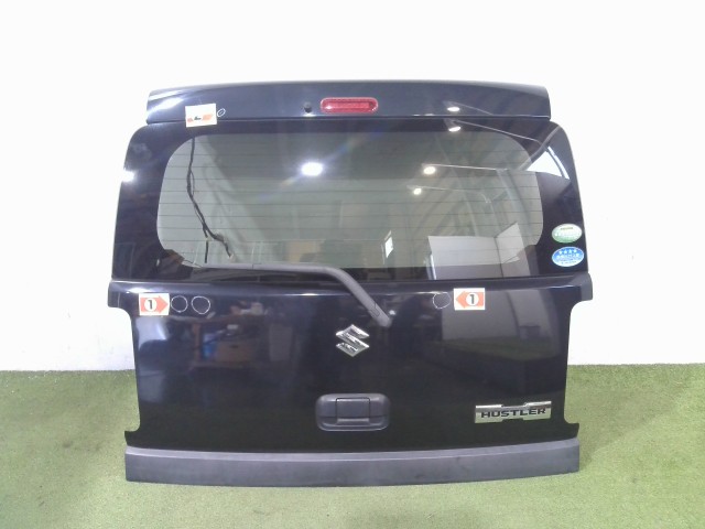 【中古】中古部品 ハスラー MR31S ﾊﾞｯｸﾄﾞｱ 【3310090100-202507092215800】