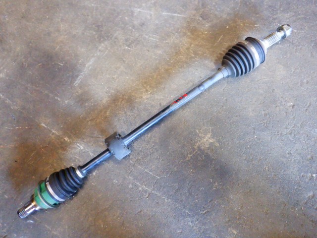 【中古】中古部品 ムーヴ LA100S 右ﾌﾛﾝﾄﾄﾞﾗｲﾌﾞｼｬﾌﾄ 【3340140100-000025027542100】