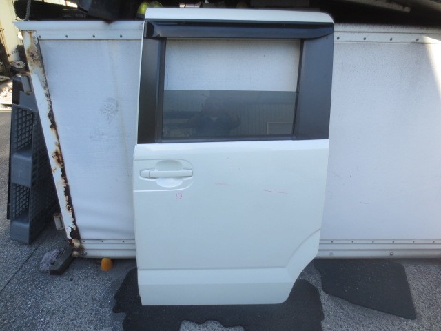 【中古】中古部品 N−BOX JF1 左リアドア 【3340240100-202500006613400】|e-cleマート