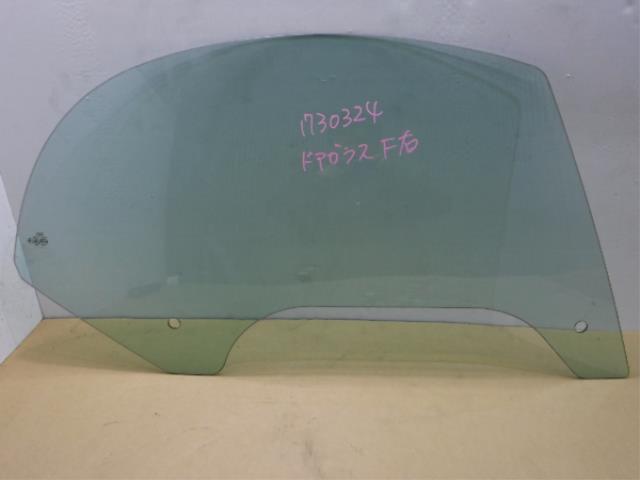 【中古】中古部品 アウディ TT 8NAUQ 右フロントドアガラス 【3310250100-001399672013130】|e-cleマート